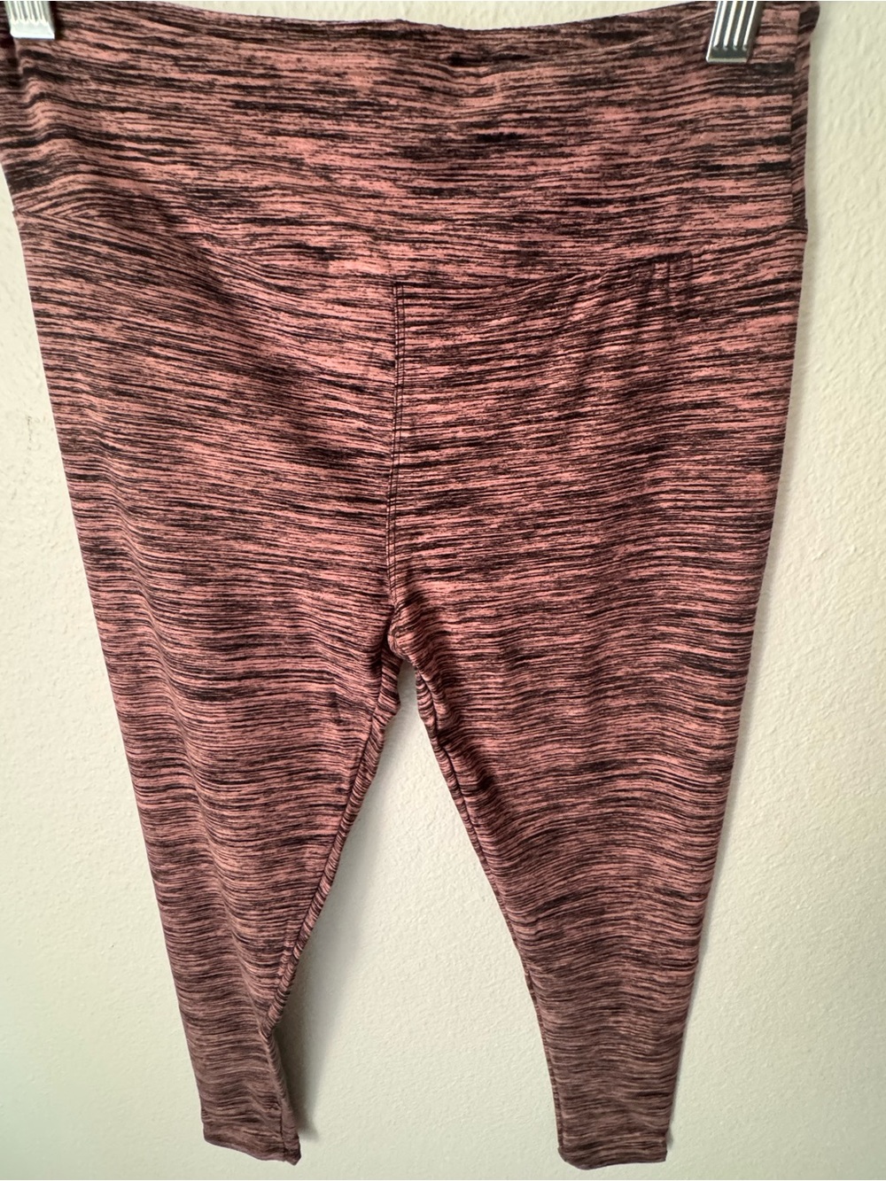 NWT LuLaRoe Ladies Pink and Black Super Soft Leggings